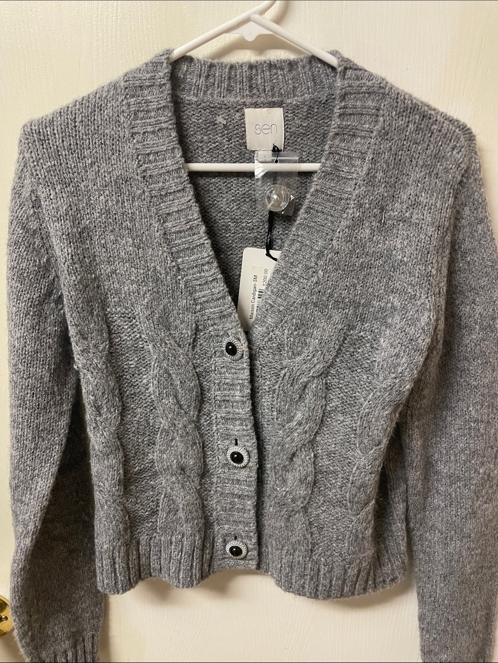 Sen Cable-Knit V-Neck Button Cardigan in Gray